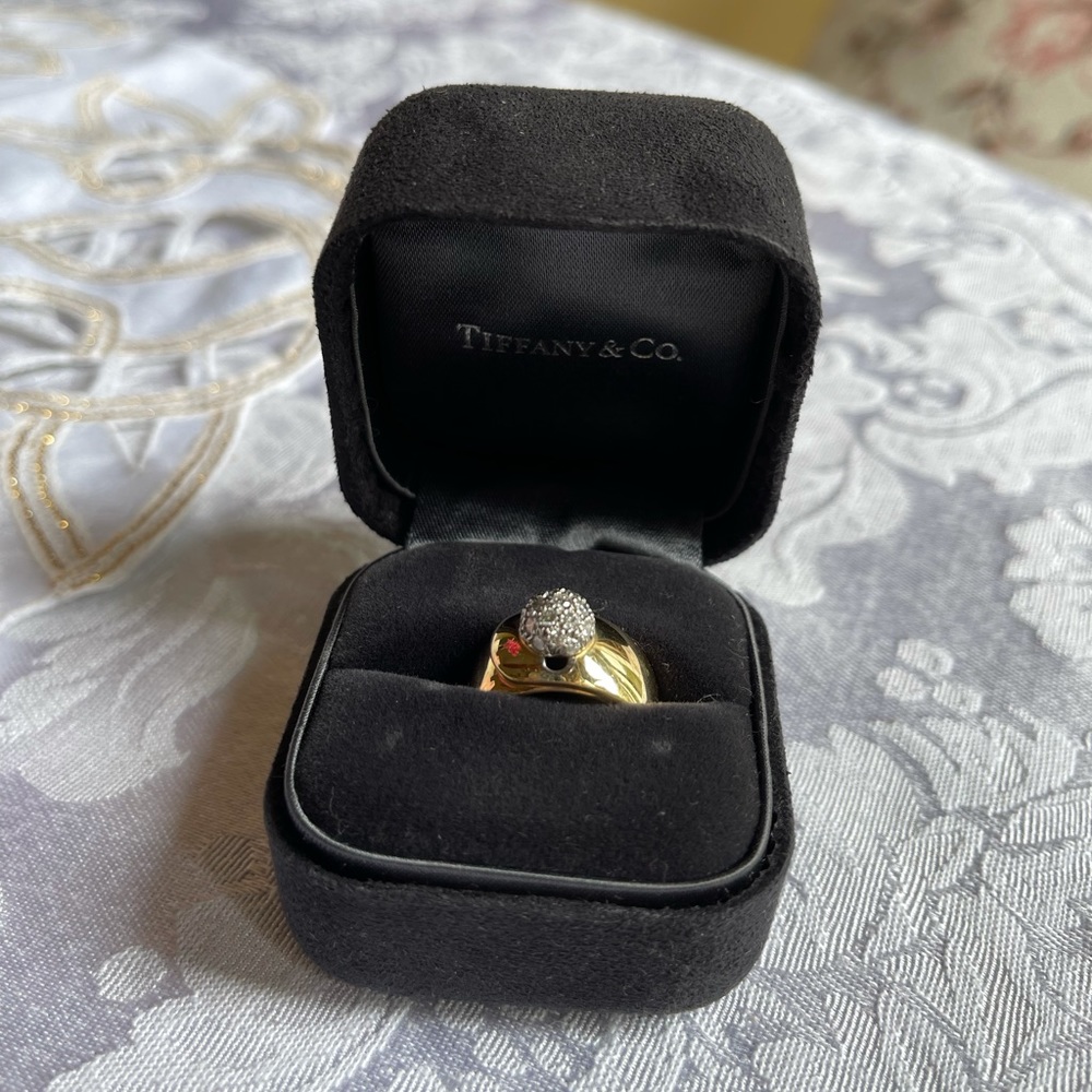 Tiffany & Co 18k Ring